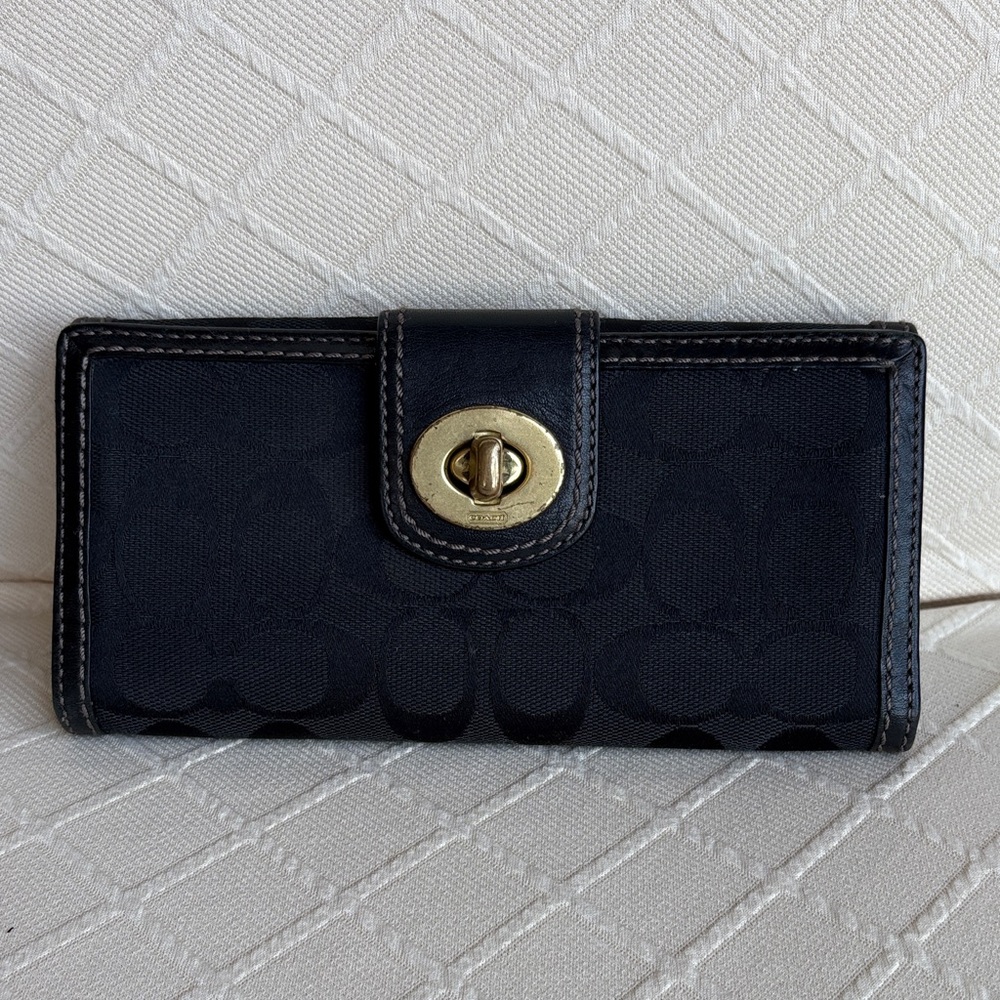 Coach signature logo wallet